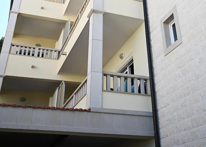 Hvar Villa Malisko Apartments